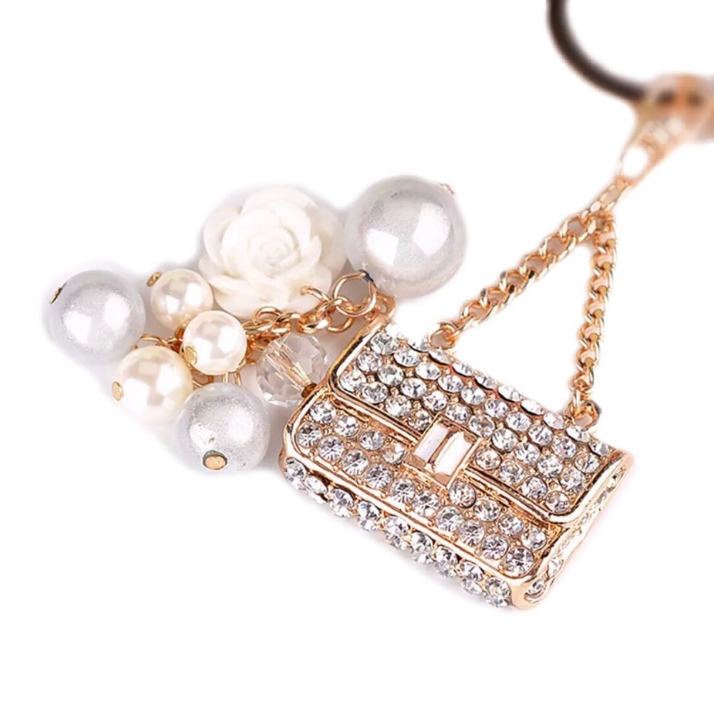 CRYSTAL CLUTCH KEYCHAIN